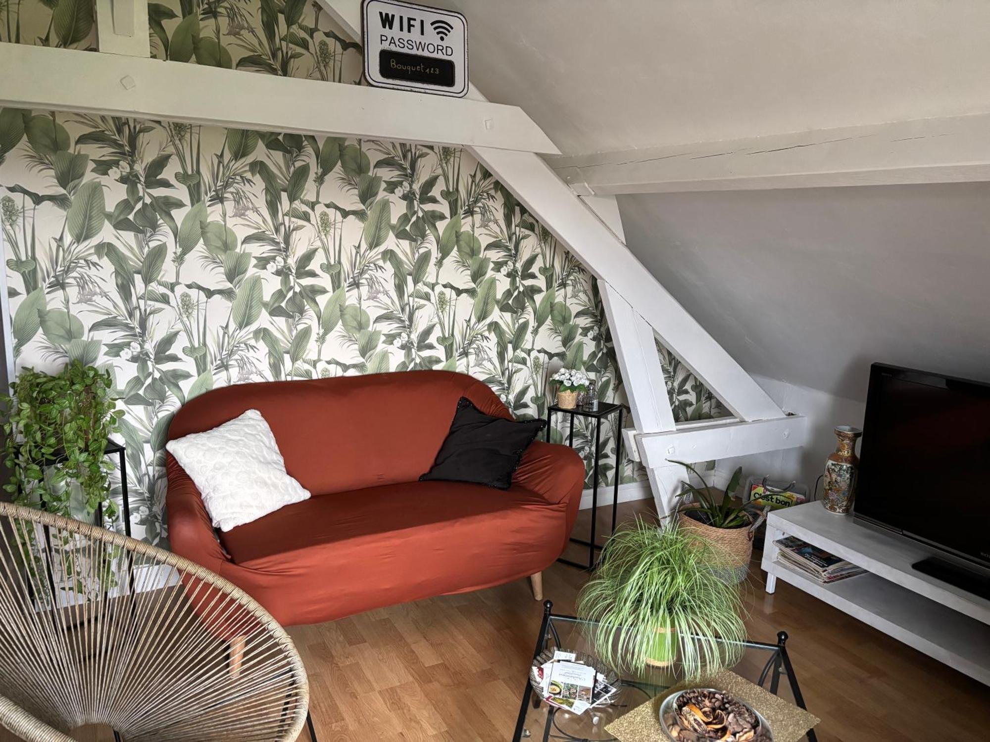 Une Ambiance Cosy Avec Jardin Privatif Nassandres Εξωτερικό φωτογραφία